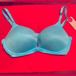 🆕 Victoria’s Secret Biofit Push Up Light Blue Bra - 34D